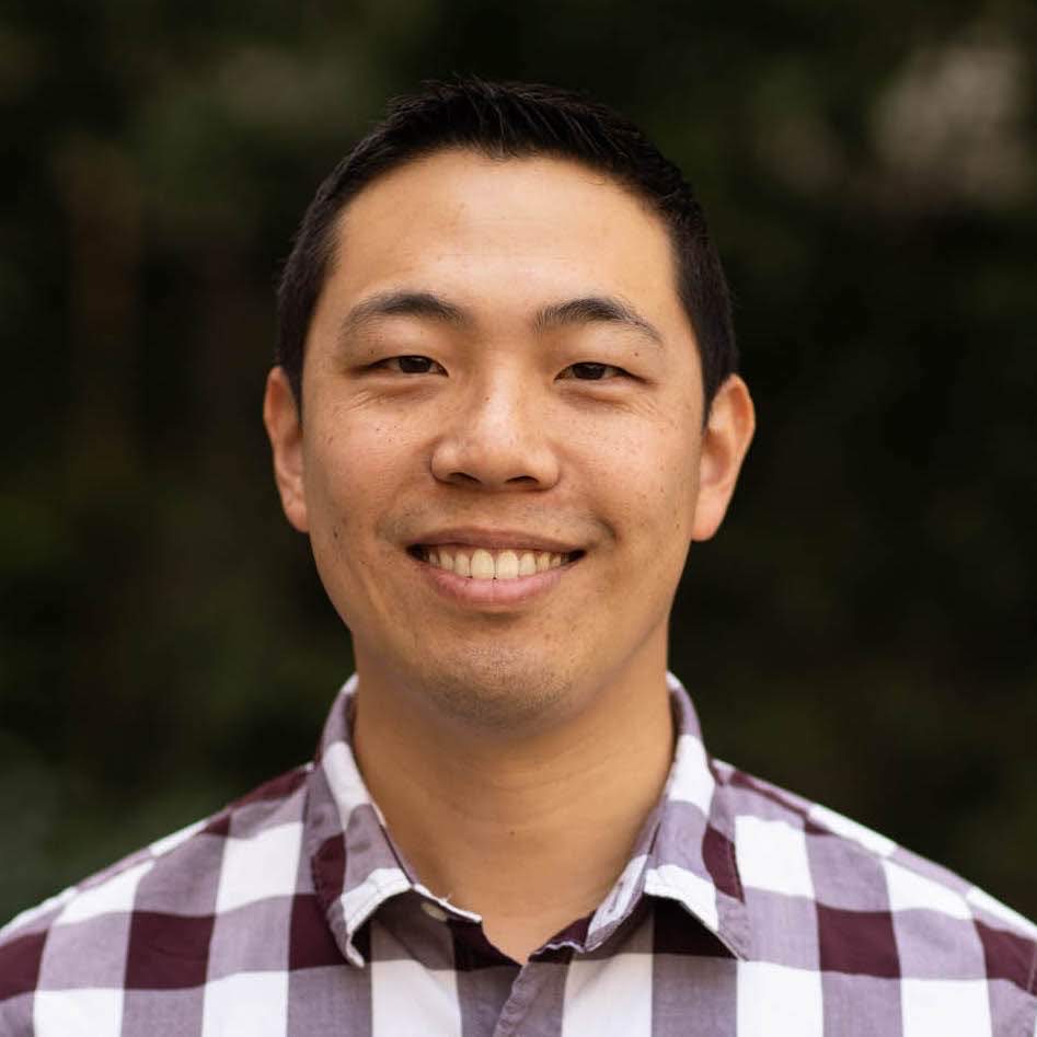 Kenny Liao Headshot