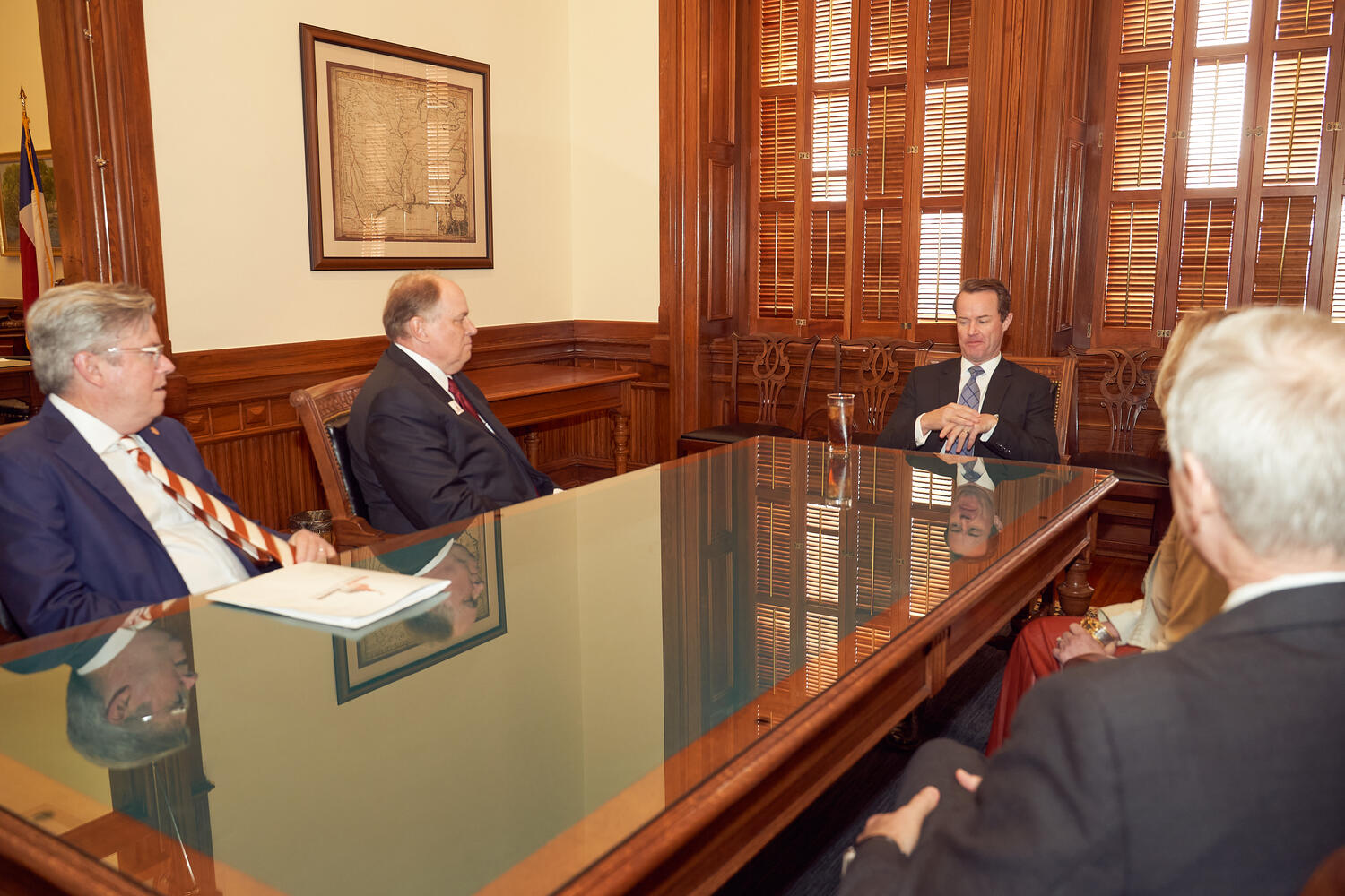 Association leadership from the University of Texas and Texas A&amp;M meet with Speaker of the House, Dade Phelan.
